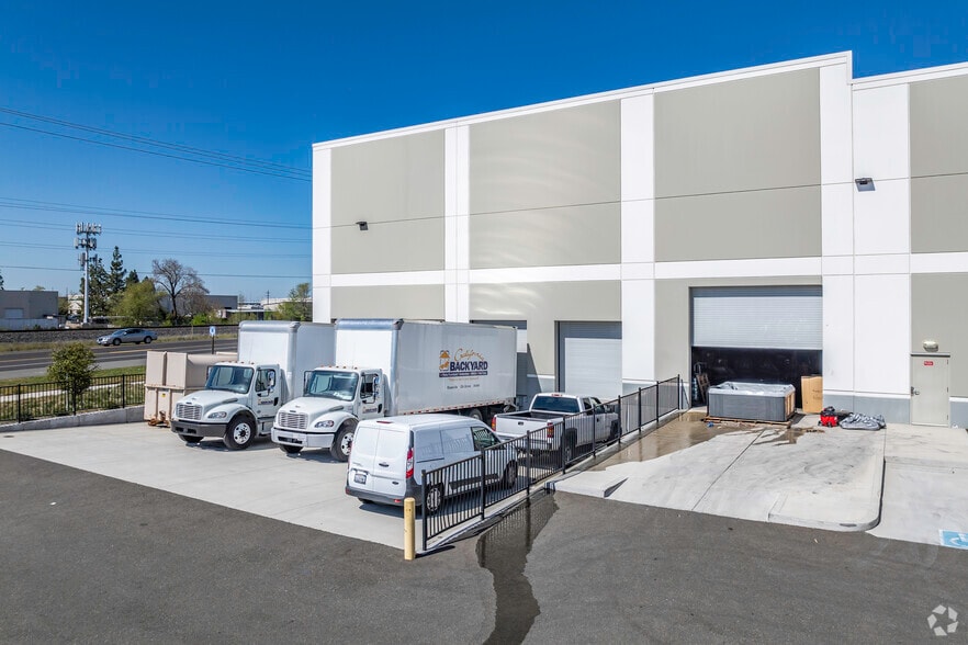 3645 Industrial Ave, Rocklin, CA for lease - Building Photo - Image 3 of 6