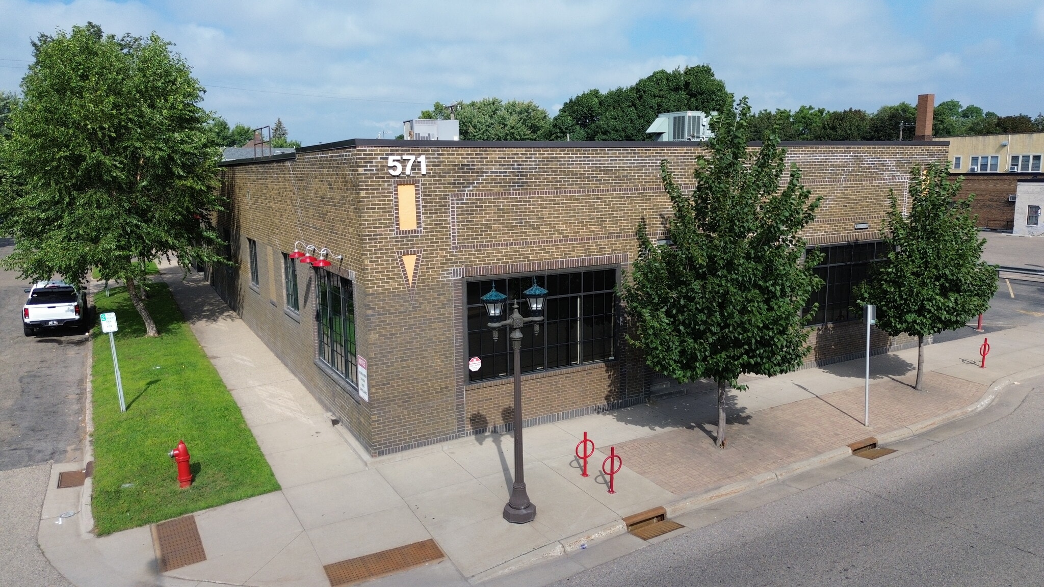 571 Snelling Ave N, Saint Paul, MN for sale Building Photo- Image 1 of 27