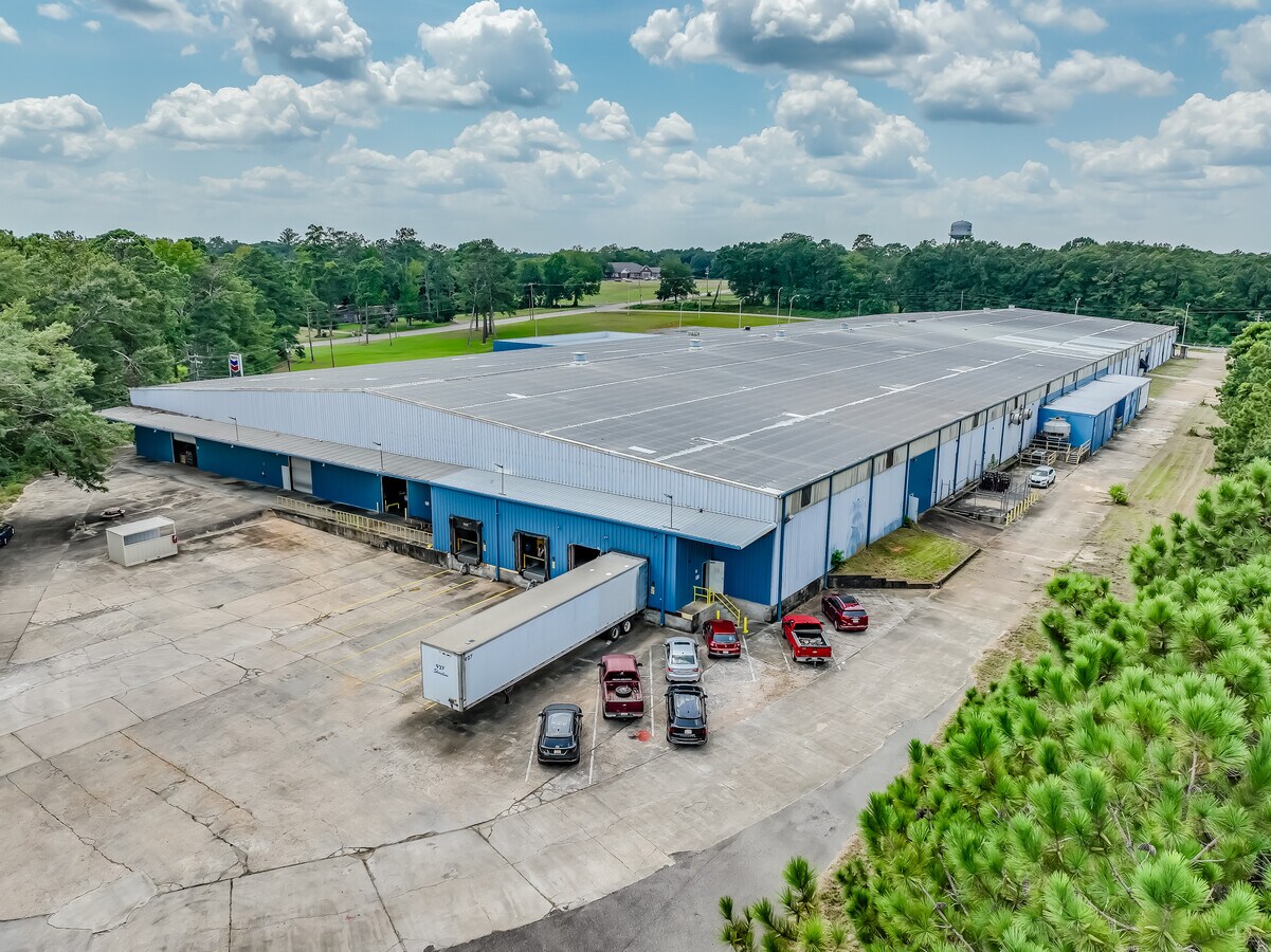 10 Industrial Pky, Fort Deposit, AL 36032