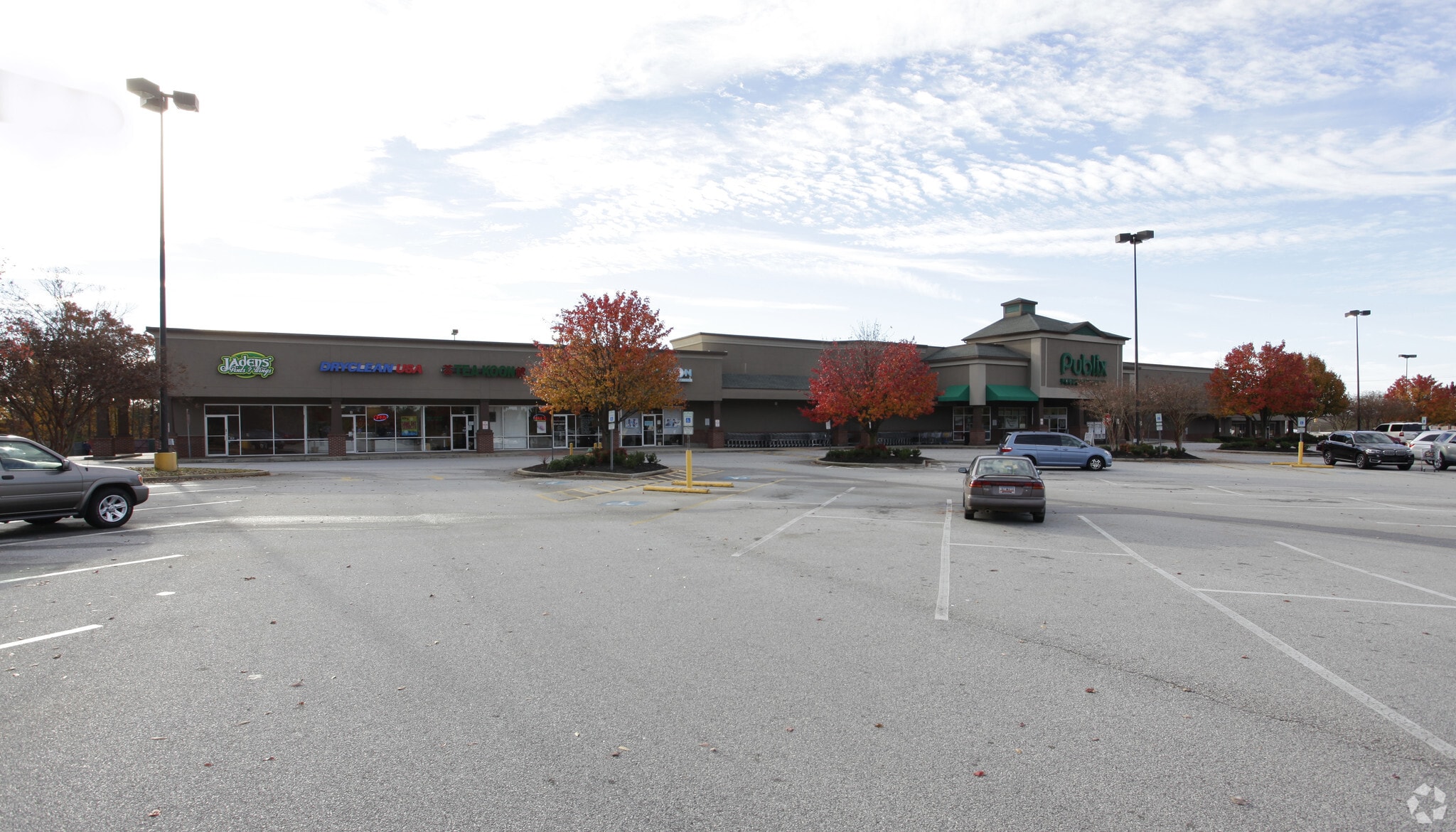 2700 Woodruff Rd, Simpsonville, SC for lease Primary Photo- Image 1 of 10