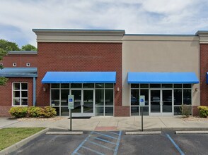 301 Village Ave, Yorktown, VA for lease Building Photo- Image 1 of 1