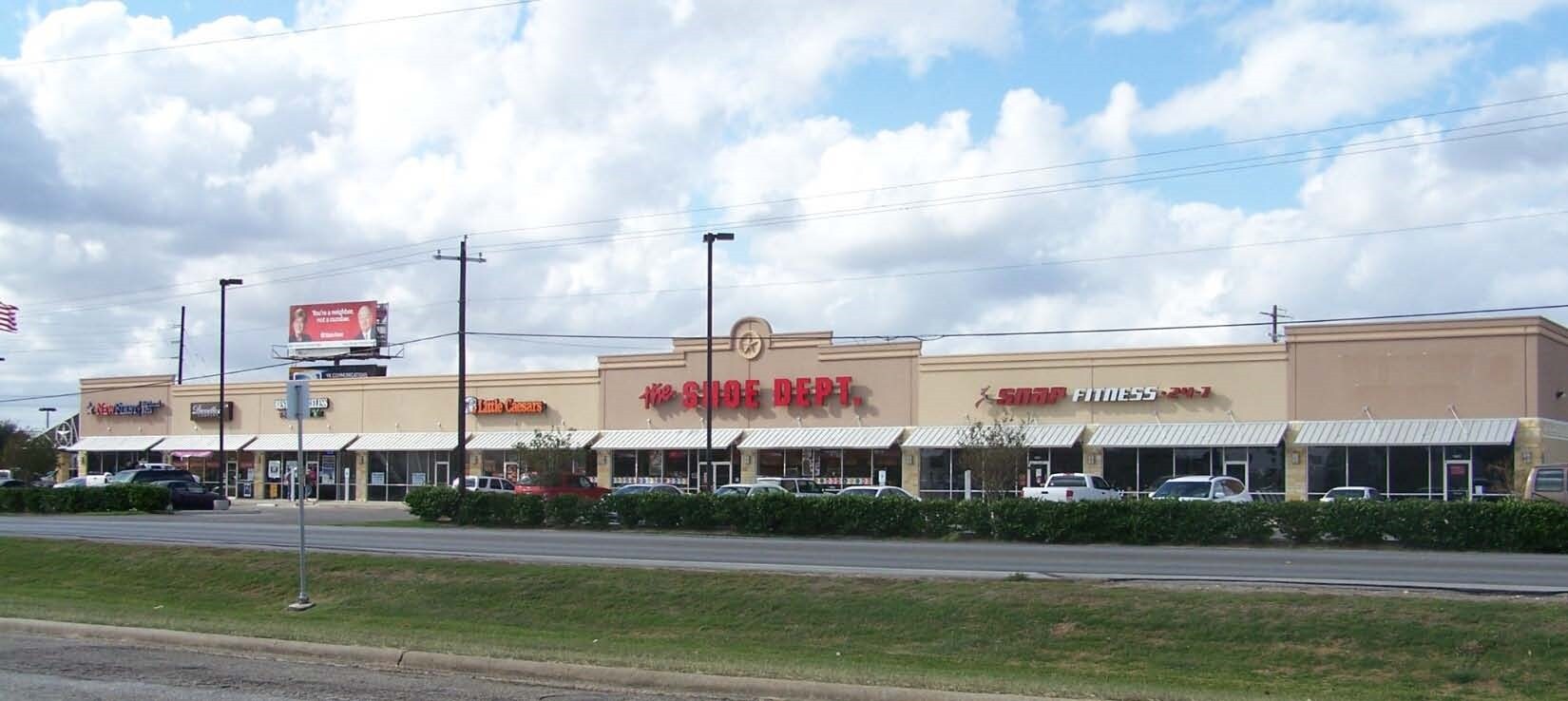 3703 FM 2765, El Campo, TX 77437 West Loop Village