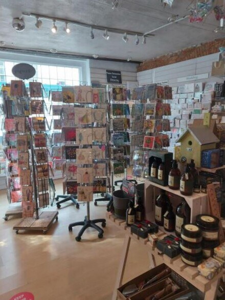 2 Buttermarket, Thame for sale - Interior Photo - Image 3 of 5