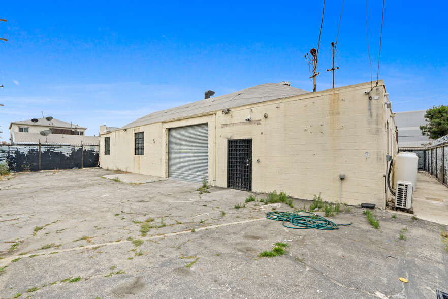 1000 S Gerhart Ave, Commerce, CA for lease - Building Photo - Image 1 of 11