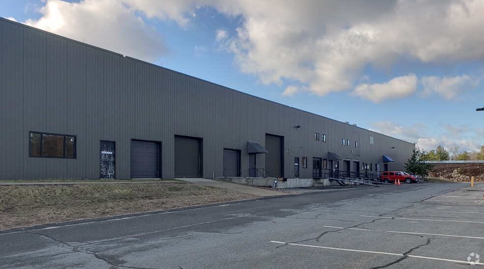 40 Grissom Rd, Plymouth, MA for lease - Building Photo - Image 1 of 3