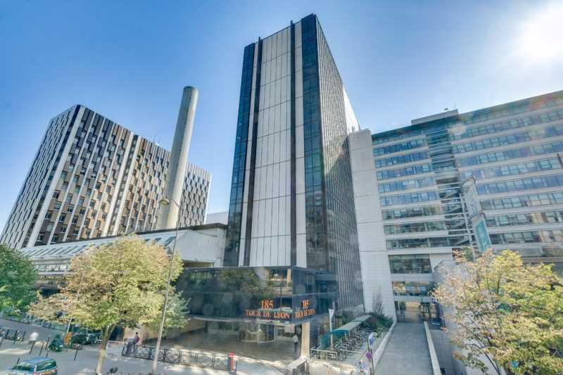 Office in Paris for lease Building Photo- Image 1 of 6