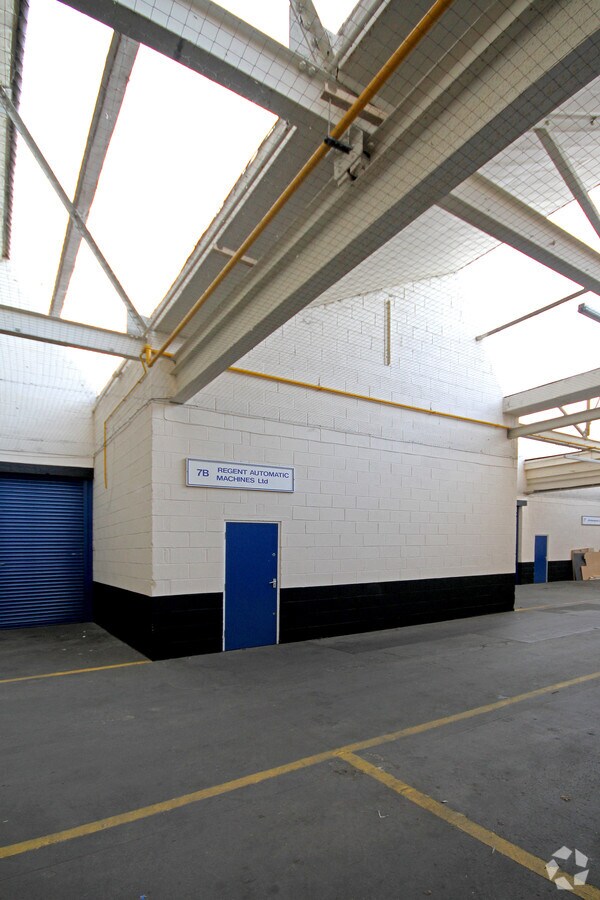 Leagrave Rd, Luton, LU3 1RJ