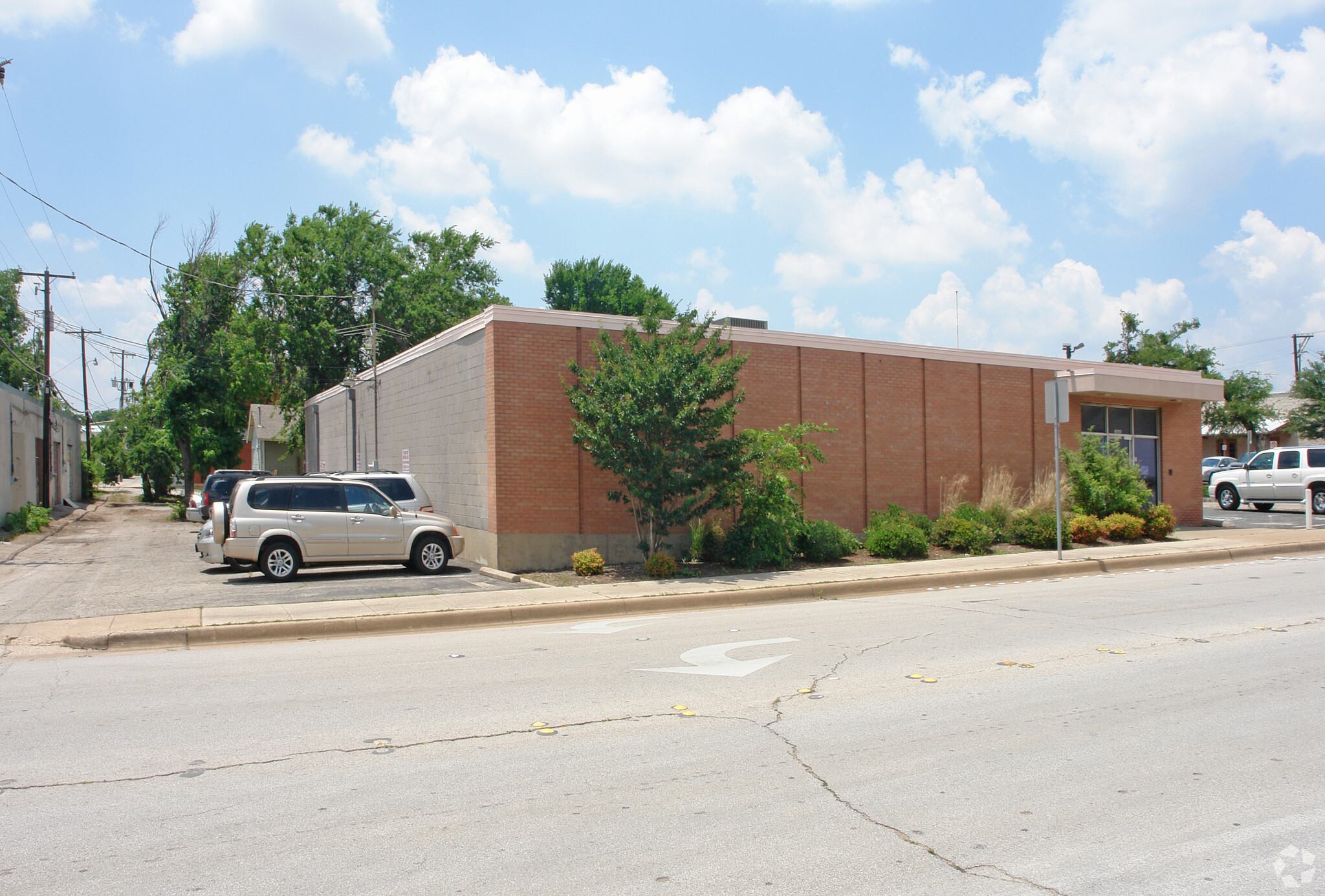 3000 Montgomery St, Fort Worth, TX for sale Building Photo- Image 1 of 1