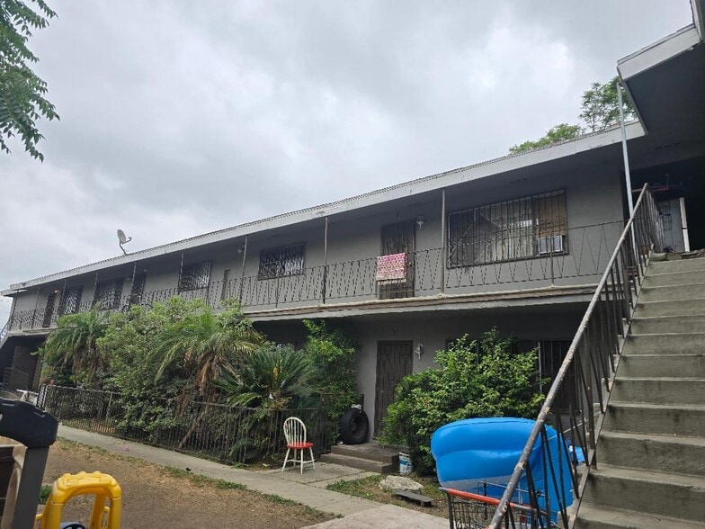 1050 W 88th St, Los Angeles, CA for sale - Building Photo - Image 3 of 6