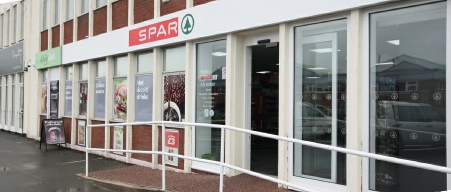 4 Kinwarton Farm Rd, Alcester for sale Primary Photo- Image 1 of 1