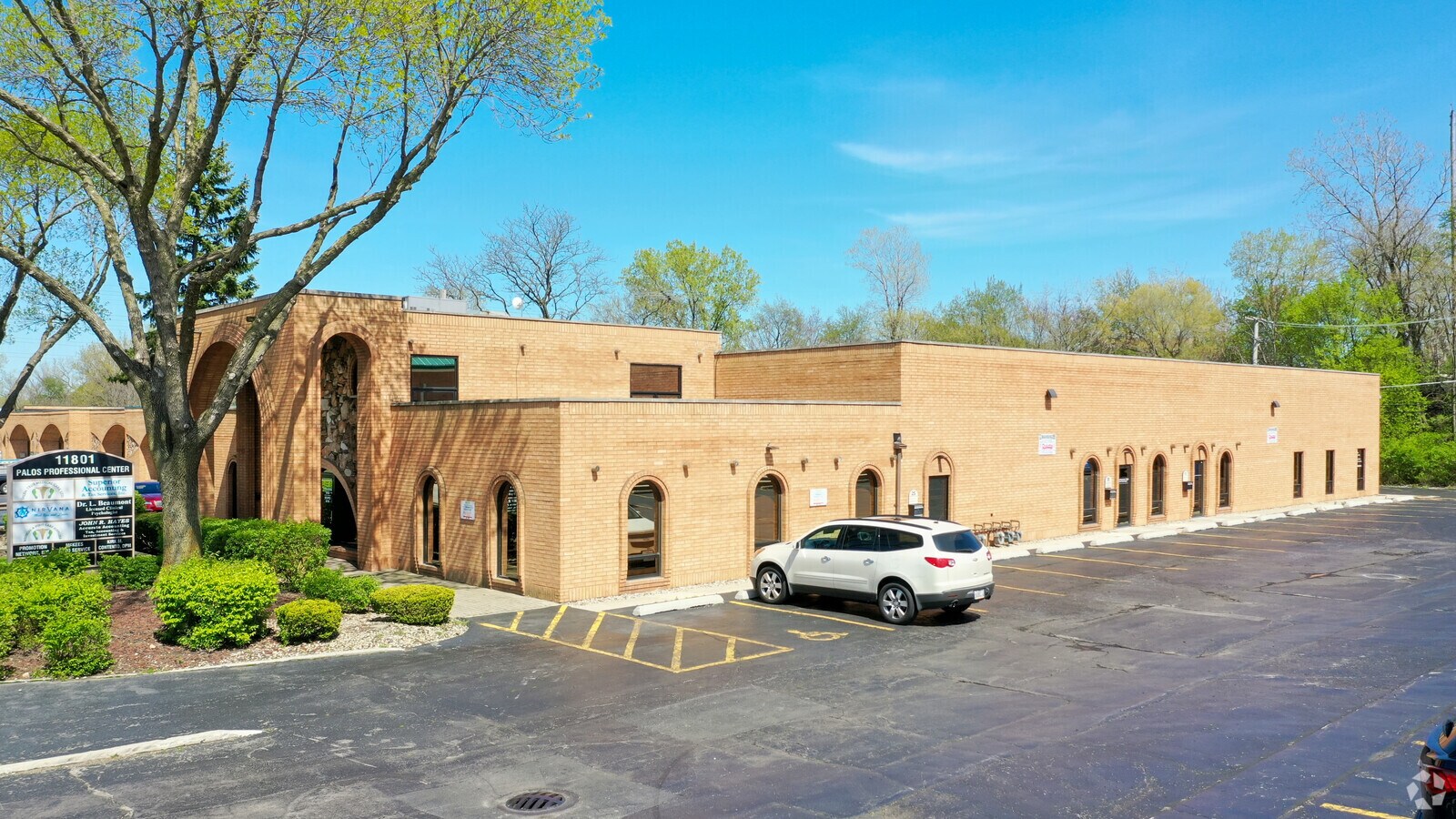 11801 Southwest Hwy, Palos Heights, IL 60463