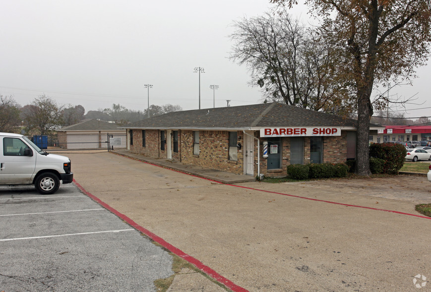 211 E Belt Line Rd, DeSoto, TX for sale - Primary Photo - Image 1 of 1