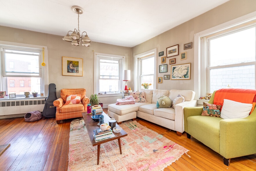 431-439 Hanover St, Boston, MA for sale - Building Photo - Image 3 of 8