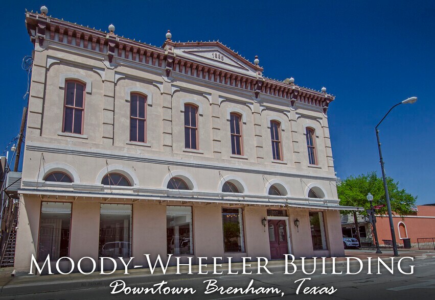 207 E Alamo St, Brenham, TX for sale - Primary Photo - Image 1 of 1