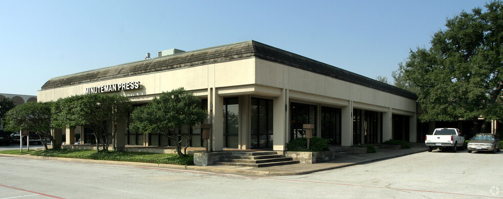 11411 N Central Expy, Dallas, TX for lease - Building Photo - Image 1 of 1