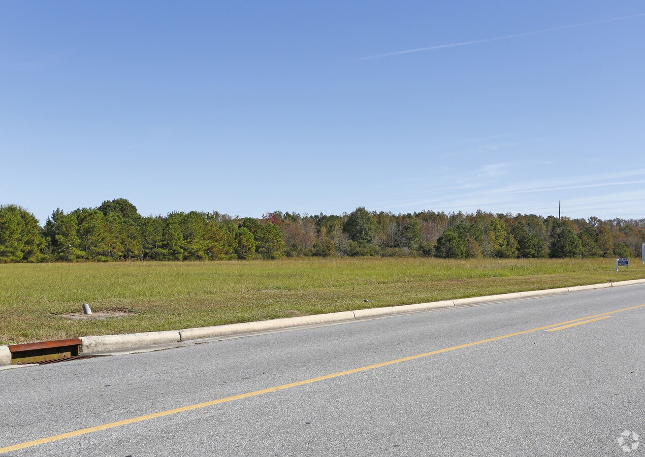 Beacon Dr Winterville Pkwy, Winterville, NC 28590