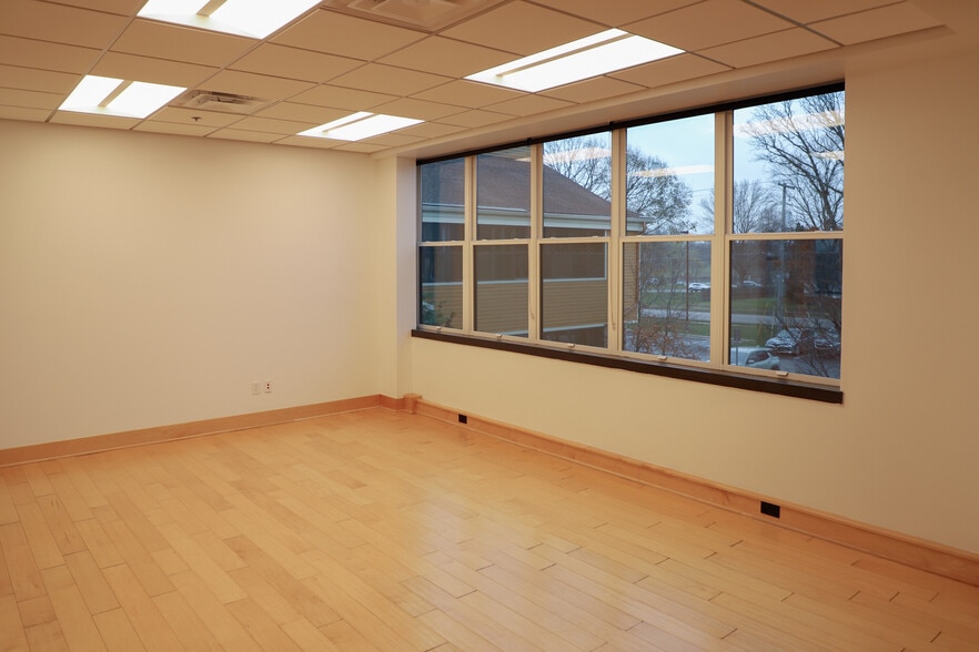 4301 Canal Ave SW, Grandville, MI for sale - Building Photo - Image 3 of 9