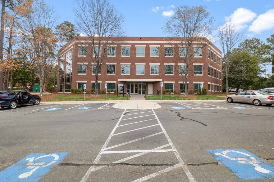 4201 Lake Boone Trl, Raleigh, NC for lease - Building Photo - Image 3 of 5