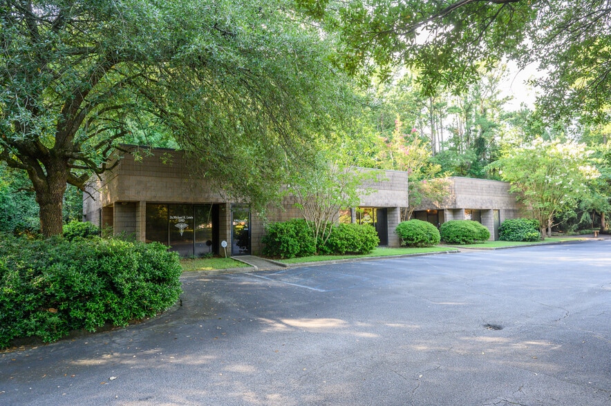 2113-2117 Data Park Dr, Hoover, AL for sale - Building Photo - Image 2 of 9