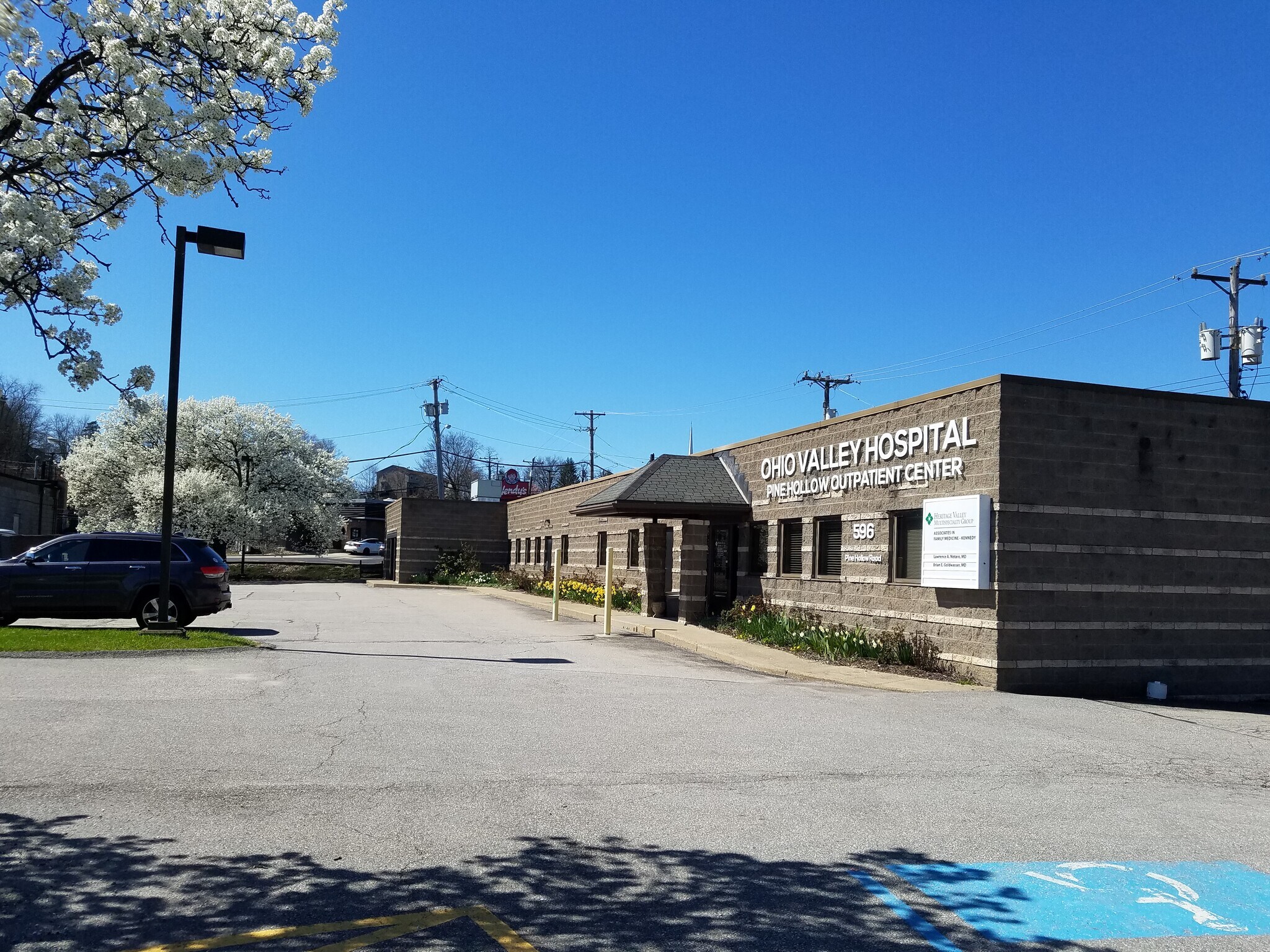 596 Pine Hollow Rd, Mc Kees Rocks, PA 15136 Medical for Lease