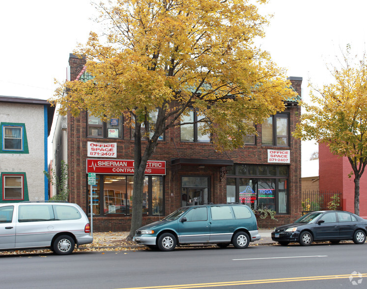 2736 S Lyndale Ave, Minneapolis, MN for sale - Primary Photo - Image 1 of 1