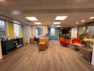 More details for 16 Long Sands Rd, York, ME - Office for Lease