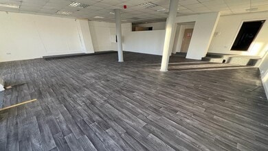 15 Charles St, Milford Haven for lease Interior Photo- Image 1 of 5