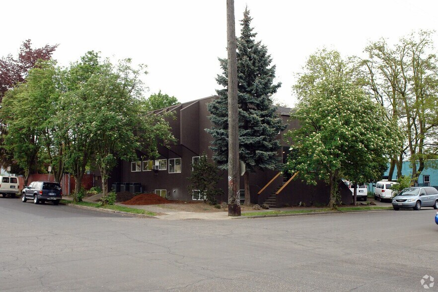 200 SE 7th Ave, Portland, OR for sale - Primary Photo - Image 1 of 5