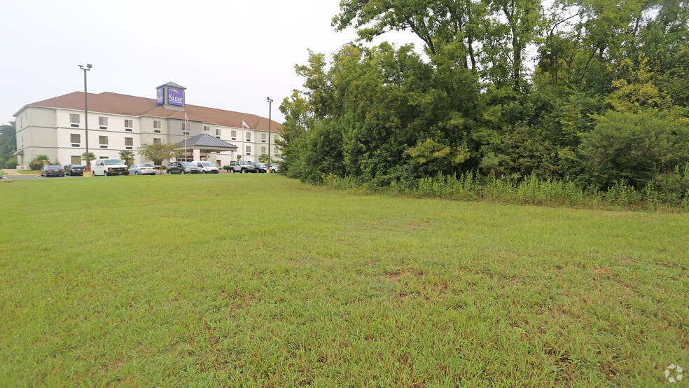 5007 Carmichael Rd, Montgomery, AL for sale - Primary Photo - Image 2 of 5