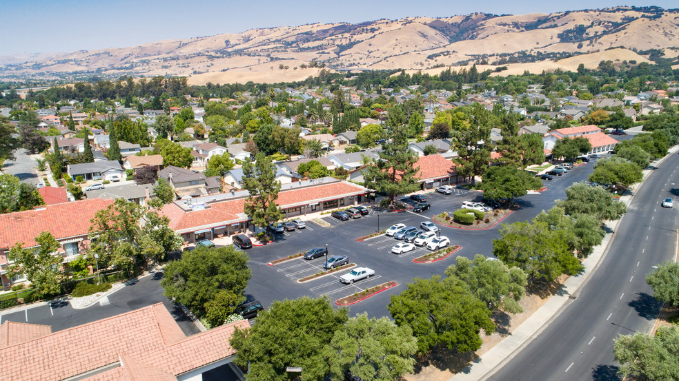 2901-2907 The Villages Pky, San Jose, CA for lease - Aerial - Image 3 of 9