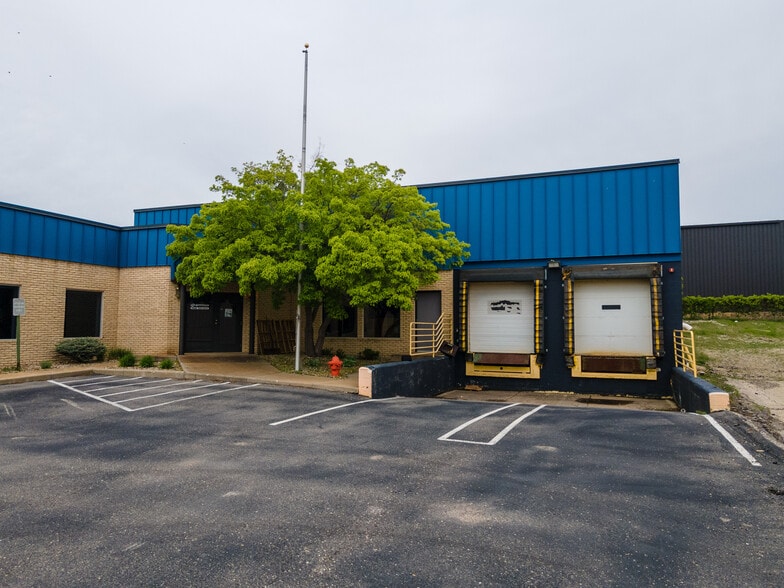 1304 Valleyhigh Dr NW, Rochester, MN for sale - Building Photo - Image 3 of 70