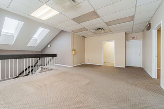 4811-4819 Boul Saint-Charles, Montréal, QC for lease Building Photo- Image 1 of 12