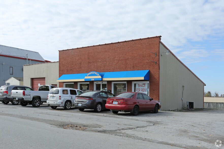 228 Lebanon Hl, Springfield, KY for sale - Primary Photo - Image 1 of 1
