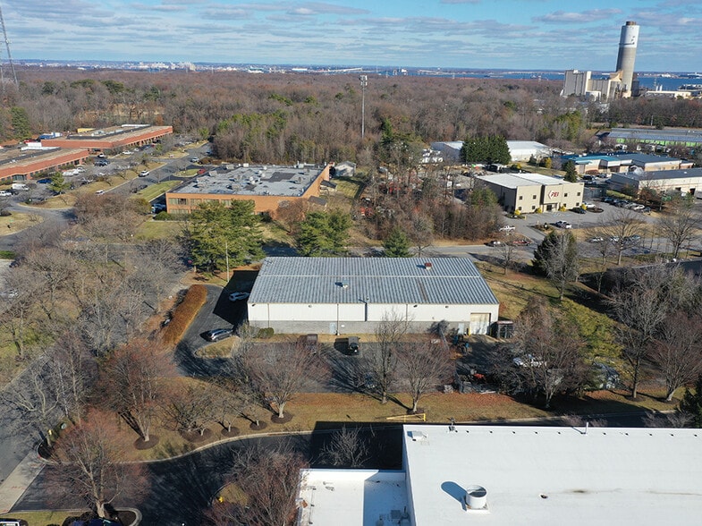 7605 Energy Pky, Curtis Bay, MD for lease - Building Photo - Image 1 of 6