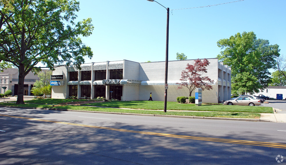 1960 Randolph Rd, Charlotte, NC for lease - Primary Photo - Image 1 of 5