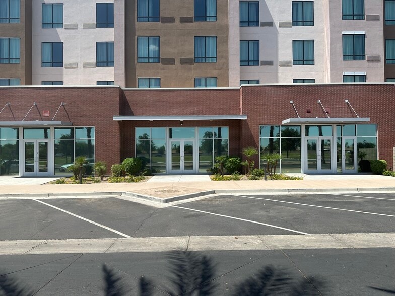 860 N Riverside St, Mesa, AZ for lease - Building Photo - Image 2 of 10