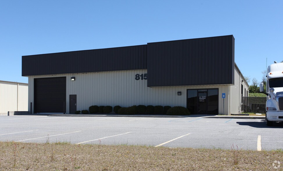 815 Tucker Ct, Winder, GA for sale - Primary Photo - Image 1 of 1