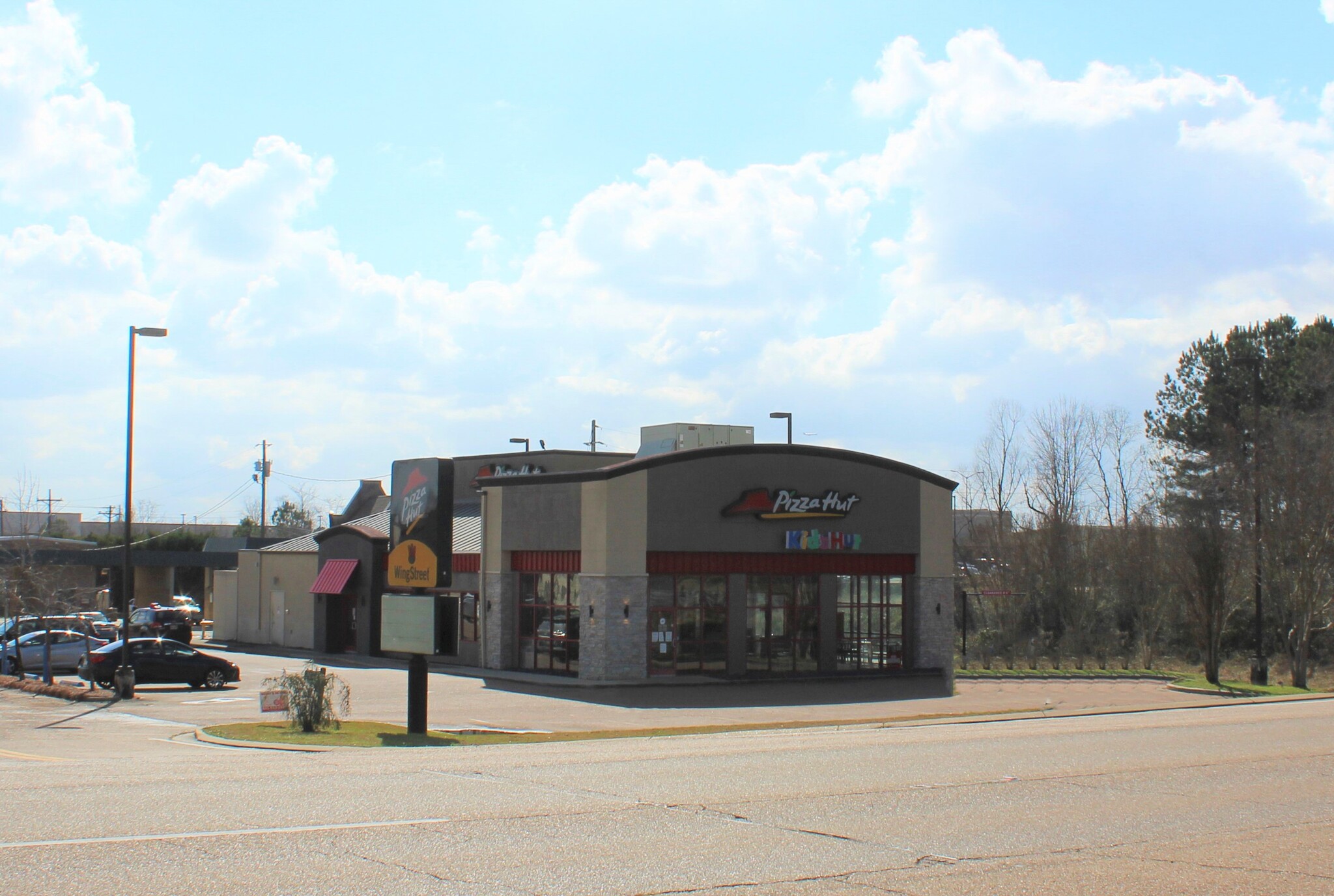 1651 W Government Cv, Brandon, MS for sale Building Photo- Image 1 of 1