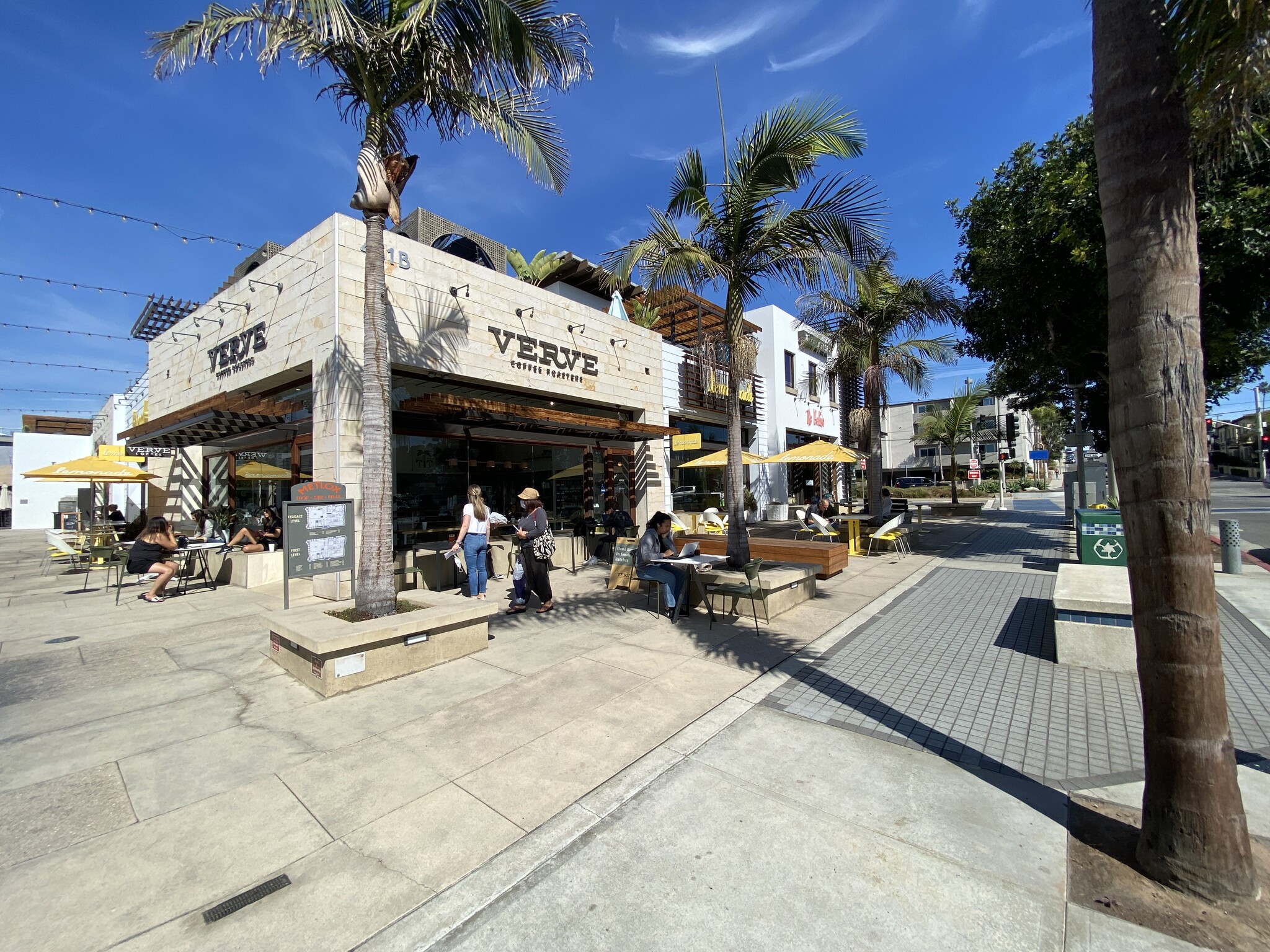 451 Manhattan Beach Blvd, Manhattan Beach, CA for lease Primary Photo- Image 1 of 19