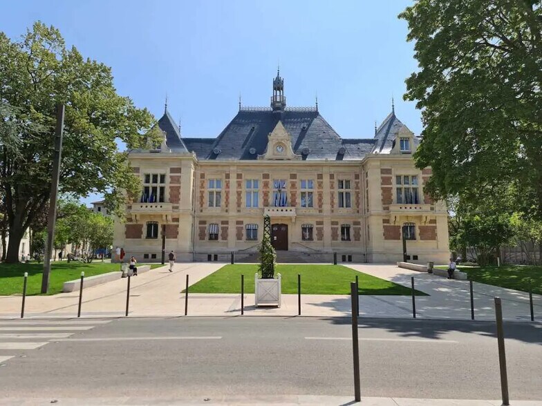 Retail in Montrouge for sale - Building Photo - Image 3 of 7