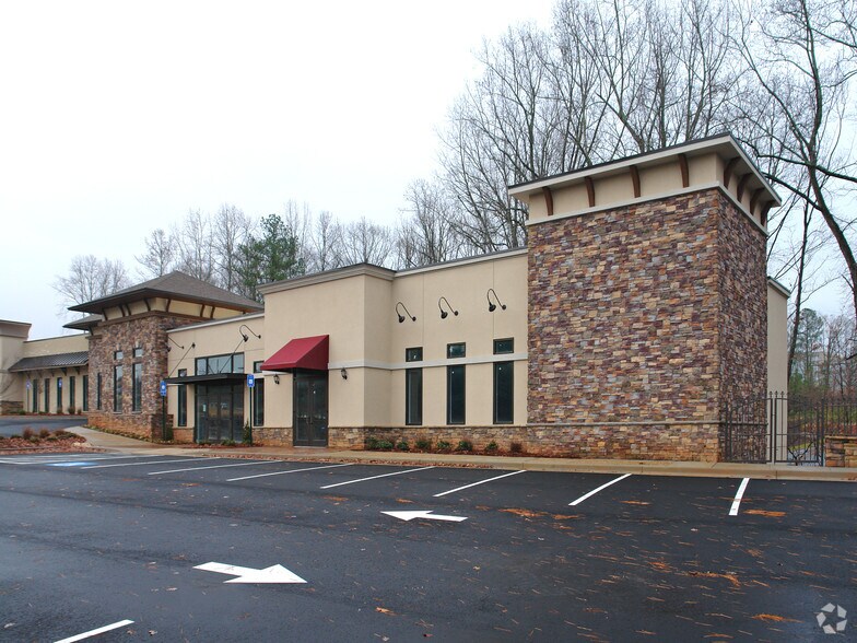 6375 McGinnis Ferry Rd, Johns Creek, GA for sale - Building Photo - Image 2 of 7