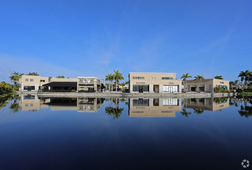 2089 Indian River Blvd, Vero Beach, FL for lease - Building Photo - Image 1 of 15