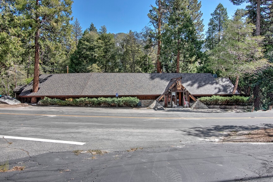 54905 N Circle Dr, Idyllwild-Pine Cove, CA for lease - Building Photo - Image 3 of 141
