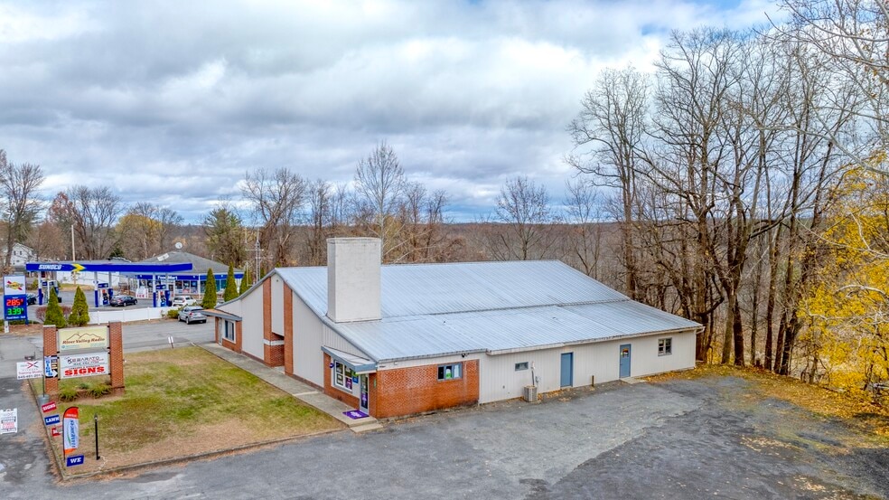 447 Broadway, Ulster Park, NY for sale - Building Photo - Image 2 of 67