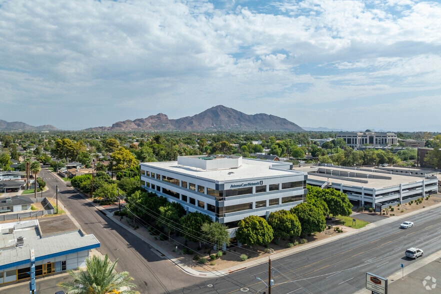 4222 E Thomas Rd, Phoenix, AZ for lease - Building Photo - Image 2 of 5
