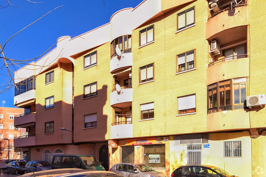 Calle Doctor Jiménez Díaz, 1, Pinto, Madrid for sale - Building Photo - Image 3 of 3