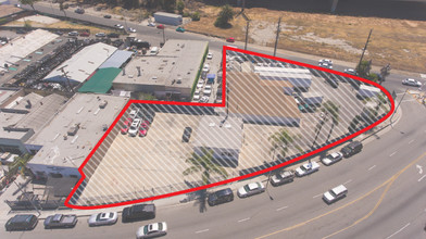 2900 E Imperial Hwy, Lynwood, CA - aerial  map view