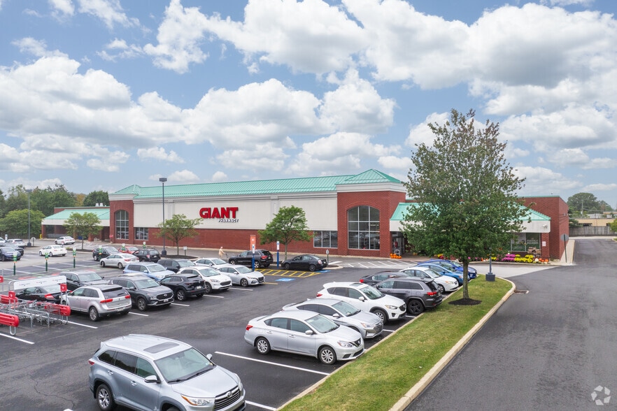 1760 DeKalb Pike, Blue Bell, PA for lease - Building Photo - Image 1 of 1