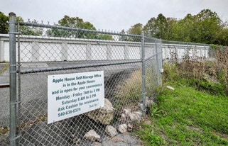 2915 Dismal Hollow Rd, Linden VA - Self Storage Facility