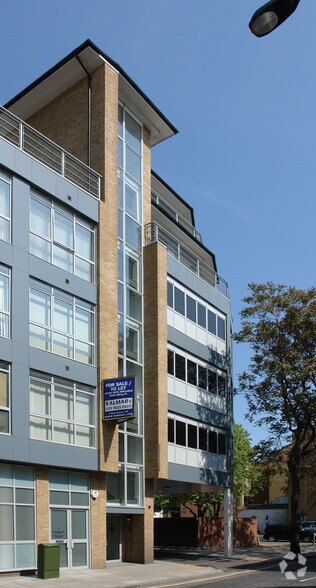 219 Long Ln, London for lease - Building Photo - Image 1 of 5